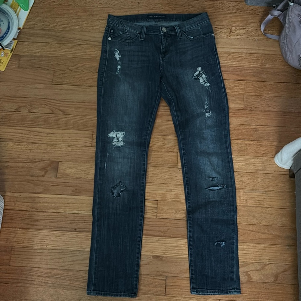 Rock & Republic Distressed Denim Skinny Jeans - Size 2 Length 27’